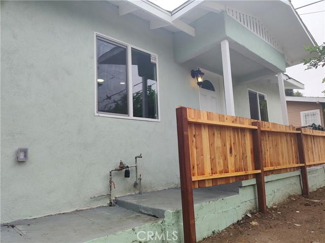 1680 S Rimpau Boulevard, Los Angeles CA: https://media.crmls.org/medias/57c9902d-54c3-4ca9-a897-2b476bb2f3e3.jpg