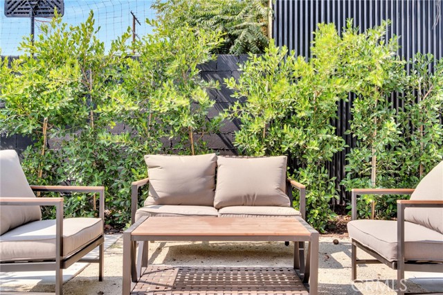 Detail Gallery Image 39 of 41 For 5814 7th Ave, Los Angeles,  CA 90043 - 2 Beds | 1 Baths