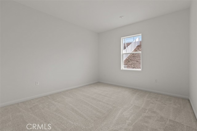 27341 Dunite Drive, Perris CA: https://media.crmls.org/medias/57ca3de3-d130-4588-bbf7-af4d71390b03.jpg
