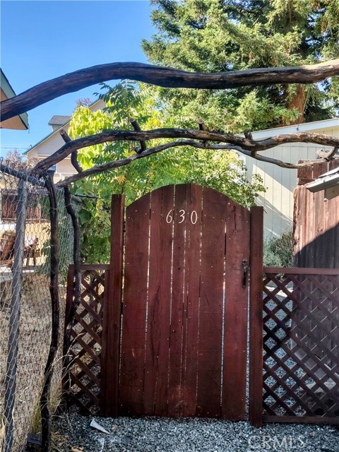 600 6th Street, Lakeport CA: https://media.crmls.org/medias/57ca5709-a72a-45b2-a760-441eabf6334a.jpg
