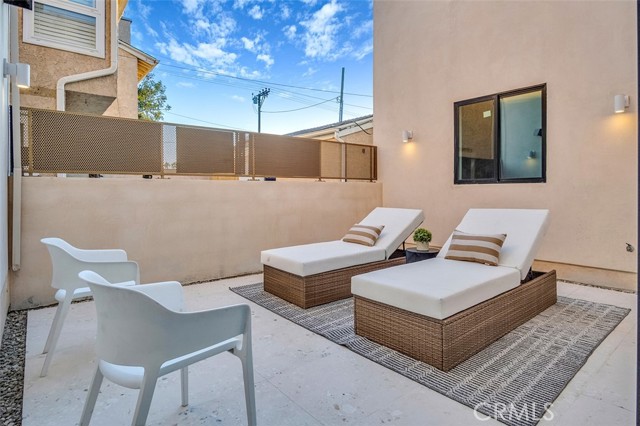 Detail Gallery Image 27 of 68 For 505 17th St, Huntington Beach,  CA 92648 - 3 Beds | 2/1 Baths