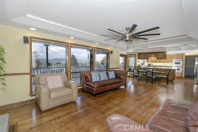 Detail Gallery Image 36 of 75 For 24300 Sylvan Glen Rd, Calabasas,  CA 91302 - 5 Beds | 3 Baths