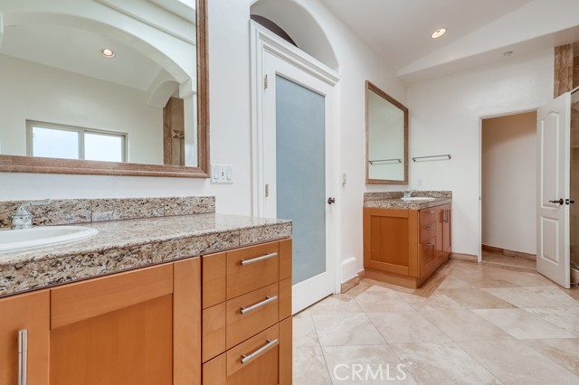 512 N Juanita Avenue, Redondo Beach CA: https://media.crmls.org/medias/57cb9af8-11fa-41db-8ef8-93355018b0ac.jpg