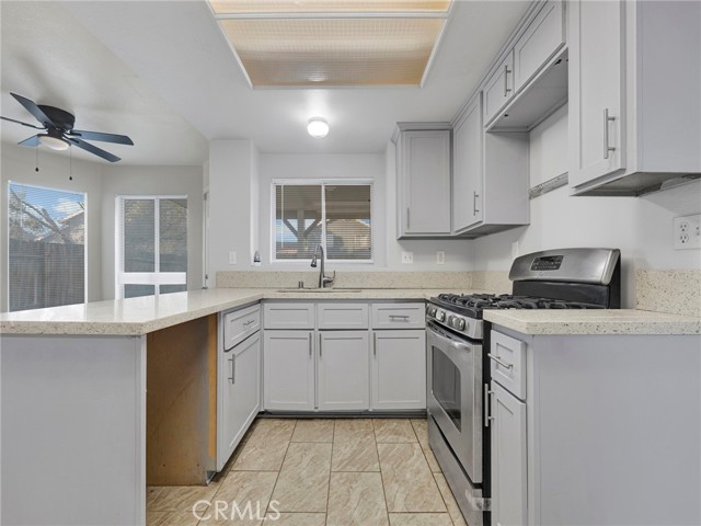 Detail Gallery Image 15 of 22 For 2643 Mora Ct, Lancaster,  CA 93535 - 4 Beds | 3 Baths