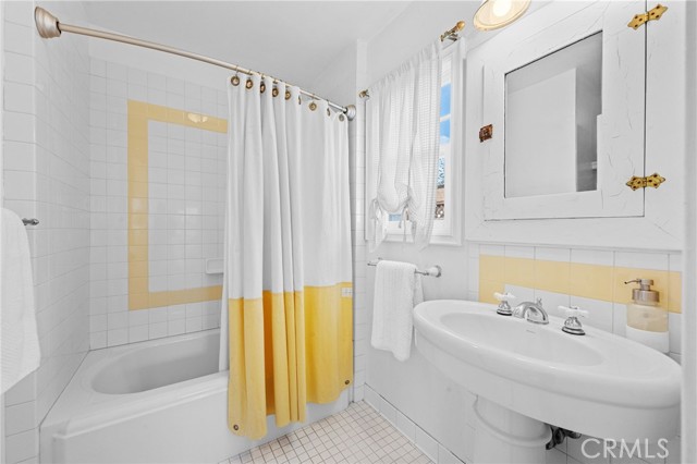 Detail Gallery Image 38 of 68 For 621 E 20th St, Santa Ana,  CA 92706 - 3 Beds | 2 Baths