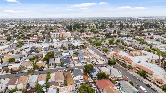 Detail Gallery Image 38 of 39 For 22419 Horst Ave, Hawaiian Gardens,  CA 90716 - 4 Beds | 2 Baths