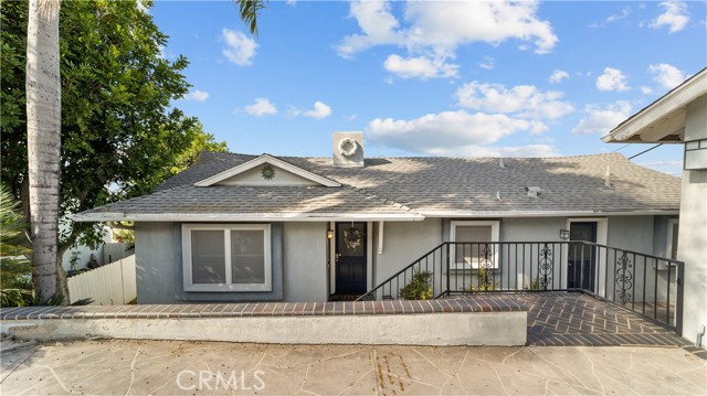 12032 S Circle Drive, Whittier CA: https://media.crmls.org/medias/57cd0e84-9374-462b-b6a0-b89471734e87.jpg