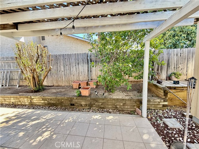 Detail Gallery Image 9 of 42 For 2172 Kellogg Ave, Corona,  CA 92879 - 3 Beds | 2 Baths