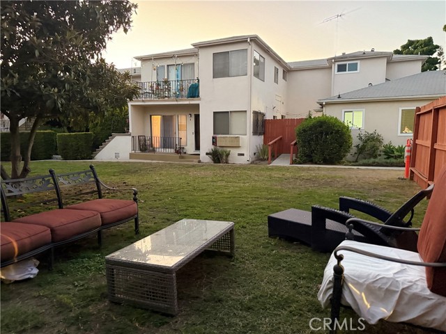 Detail Gallery Image 9 of 9 For 1524 Stanford St #E,  Santa Monica,  CA 90404 - 2 Beds | 1 Baths