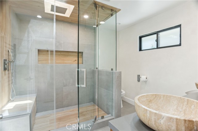 Detail Gallery Image 26 of 49 For 25650 Timpangos Dr, Calabasas,  CA 91302 - 5 Beds | 4/1 Baths