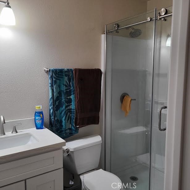 Detail Gallery Image 8 of 13 For 25151 Costeau, Laguna Hills,  CA 92653 - 4 Beds | 2 Baths