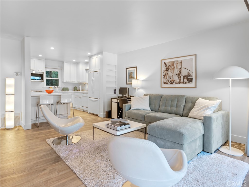3818 Hollyline AvenueSherman Oaks img 18