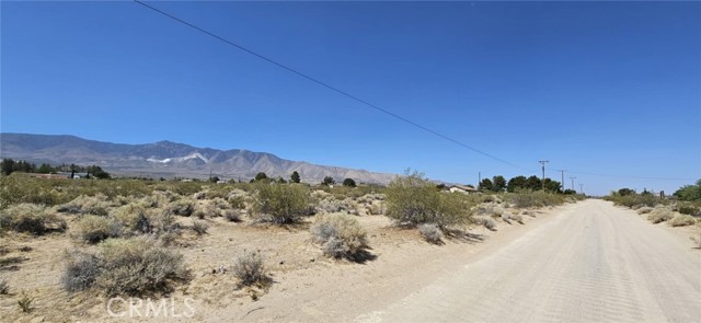 800 Desert View Road, Lucerne Valley CA: https://media.crmls.org/medias/57cf73fb-5b8d-4ef9-bb46-e816b0f64c8e.jpg