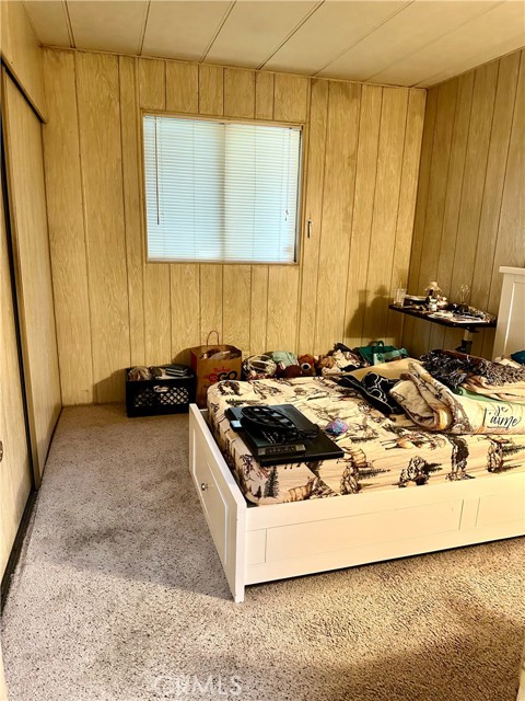 1315 E Marshall Boulevard, San Bernardino CA: https://media.crmls.org/medias/57cfb9e1-a046-4bf2-a764-bd03f470f5a3.jpg