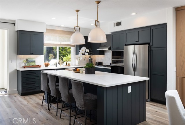 Detail Gallery Image 8 of 27 For 11 Southern Hills Dr, Aliso Viejo,  CA 92656 - 4 Beds | 2/1 Baths