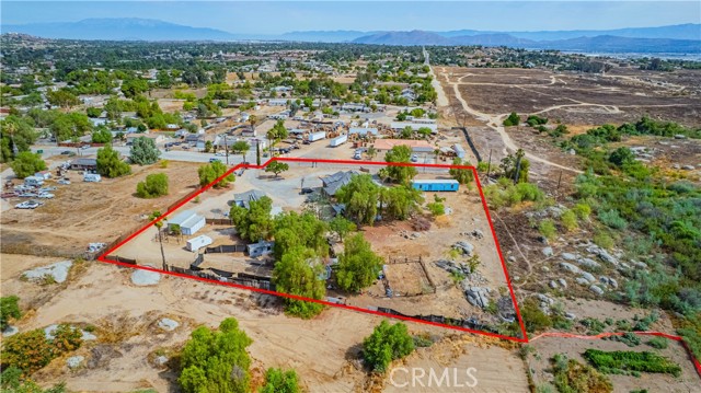 Detail Gallery Image 7 of 75 For 21981 Palm Ln, Perris,  CA 92570 - 8 Beds | 5 Baths