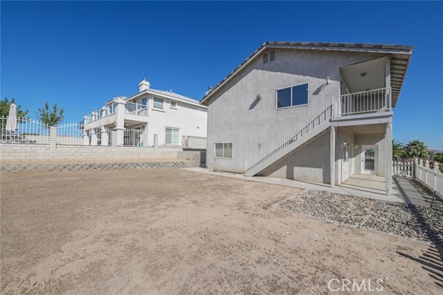 17725 Vista Point, Victorville CA: https://media.crmls.org/medias/57d08bfb-b4da-46f6-8104-28fc5608e5e6.jpg