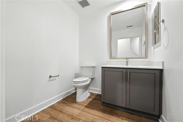 Detail Gallery Image 27 of 40 For 7621 University Ave #103,  La Mesa,  CA 91942 - 3 Beds | 3 Baths