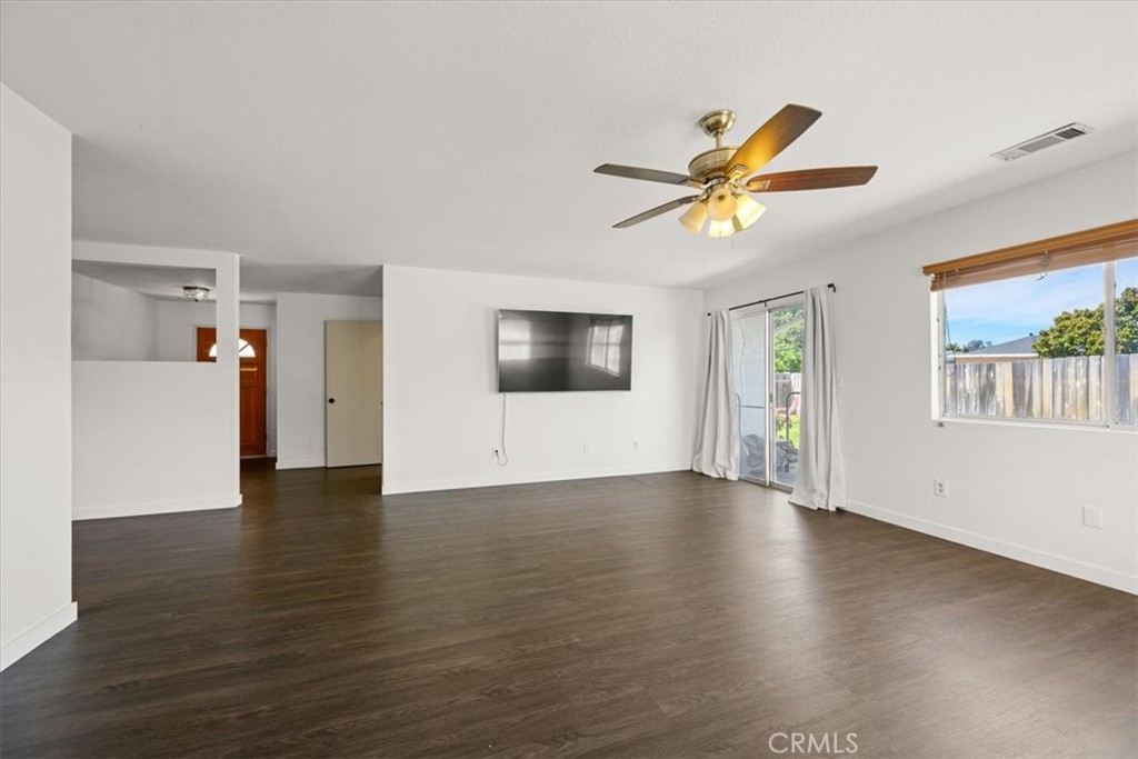 57d230a1 39a1 48ce Afae C8327e1208e3