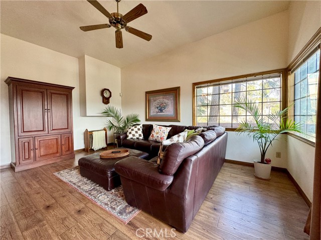 Detail Gallery Image 18 of 50 For 905 Madera Ln, Lake Arrowhead,  CA 92352 - 3 Beds | 2/1 Baths