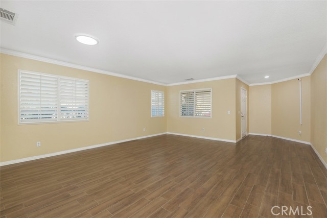 Detail Gallery Image 4 of 33 For 4310 Almaterra, Perris,  CA 92571 - 5 Beds | 3 Baths