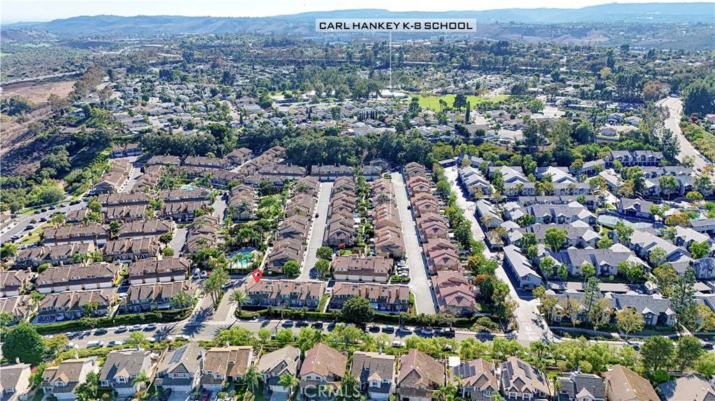 https://media.crmls.org/medias/57d38b8f-ce1b-48c7-8bbd-fa909d472c82.jpg?preset=X-Large