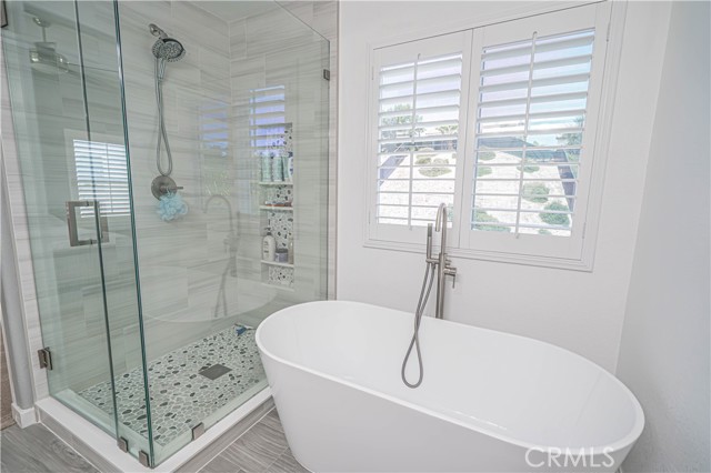 Image 18 of 44 For 28217 Alton Way