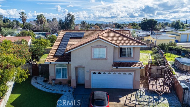 Detail Gallery Image 1 of 1 For 17935 Dianthus Ave, Fontana,  CA 92335 - 4 Beds | 2/1 Baths