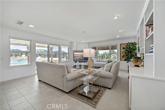 32070 Corte Bonilio, Temecula CA: https://media.crmls.org/medias/57d7d018-391f-4245-9e4c-9ed9d8449f54.jpg