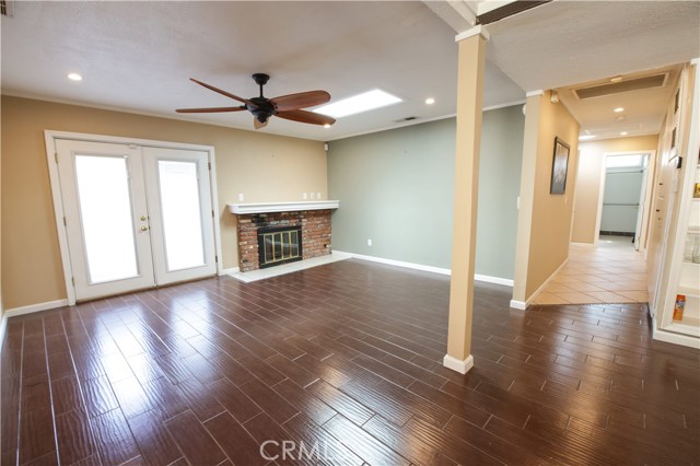 Detail Gallery Image 8 of 46 For 2327 Cienega, Highland,  CA 92346 - 5 Beds | 4 Baths