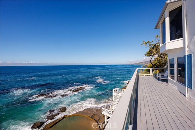 2691 Victoria, Laguna Beach CA: https://media.crmls.org/medias/57d8986a-ffbe-4d6c-8e94-6db4394e28f5.jpg