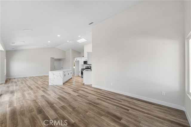 Detail Gallery Image 14 of 40 For 4009 E Avenue R13, Palmdale,  CA 93552 - 4 Beds | 2 Baths