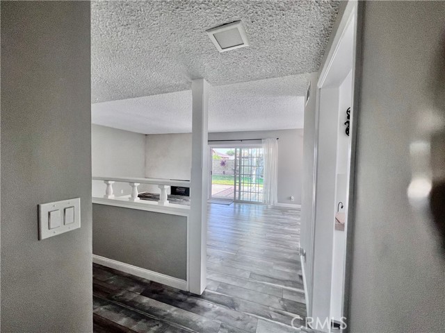 Detail Gallery Image 3 of 8 For 6151 Tyndall Dr, Huntington Beach,  CA 92647 - 3 Beds | 2 Baths
