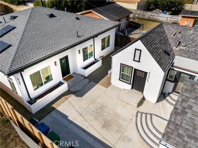 SB9 & JR. ADU (5745 & 5743 1/2)