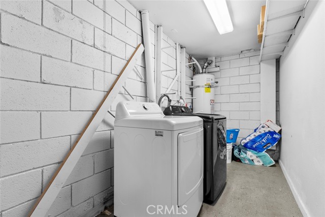 8801 Cedros Avenue, Panorama City CA: https://media.crmls.org/medias/57da0894-fd21-428b-8007-fe42ea0027ab.jpg