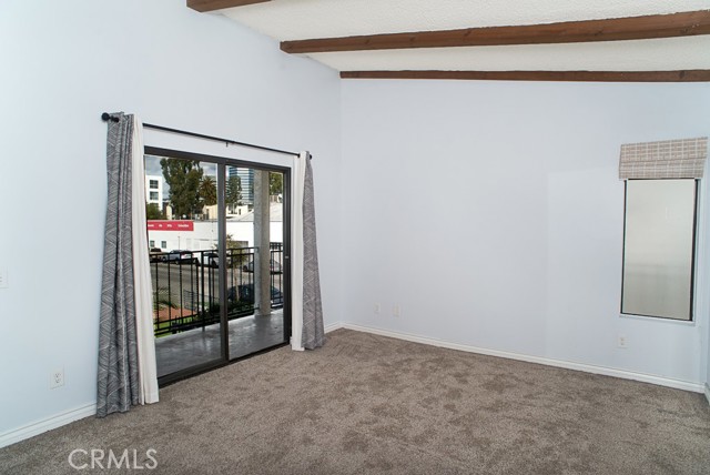 Detail Gallery Image 8 of 15 For 1425 Centinela Ave #1,  Santa Monica,  CA 90404 - 2 Beds | 3 Baths