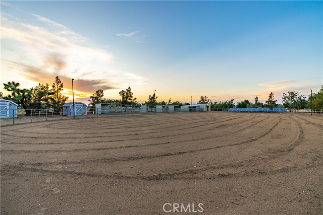 Detail Gallery Image 69 of 74 For 2755 W Avenue, Palmdale,  CA 93551 - 5 Beds | 3/1 Baths