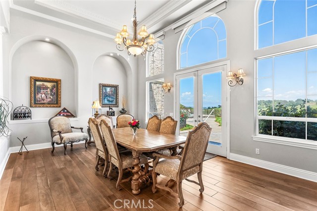 Detail Gallery Image 11 of 46 For 41653 Oak Trail Ct, Murrieta,  CA 92562 - 4 Beds | 3 Baths