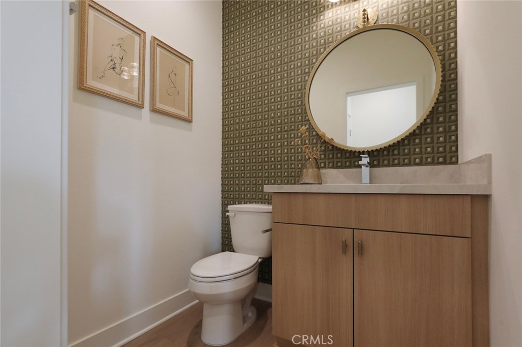 https://media.crmls.org/medias/57dbb0b2-156a-4278-a9ab-9d042e6023b4.jpg?preset=X-Large