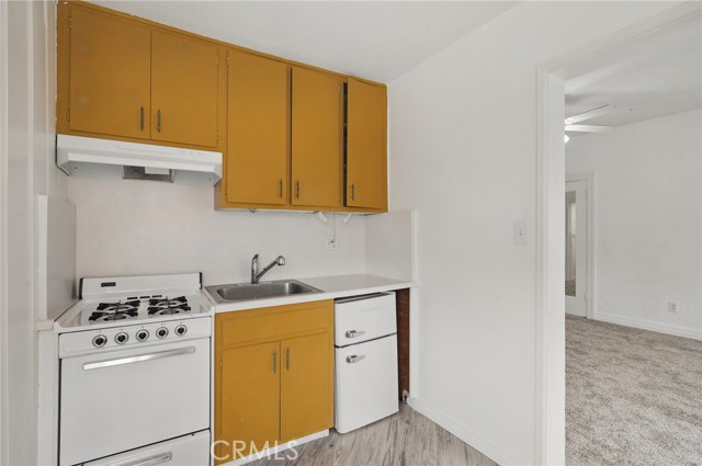 Detail Gallery Image 6 of 18 For 618 E California Bld, Pasadena,  CA 91106 - 0 Beds | 1 Baths