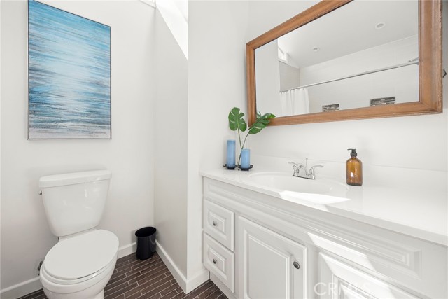 Detail Gallery Image 18 of 44 For 804 E Glenwood, Fullerton,  CA 92831 - 5 Beds | 3/1 Baths