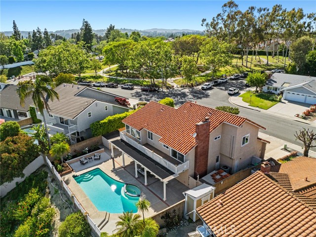 Detail Gallery Image 39 of 46 For 24852 Costeau St, Laguna Hills,  CA 92653 - 4 Beds | 2/1 Baths