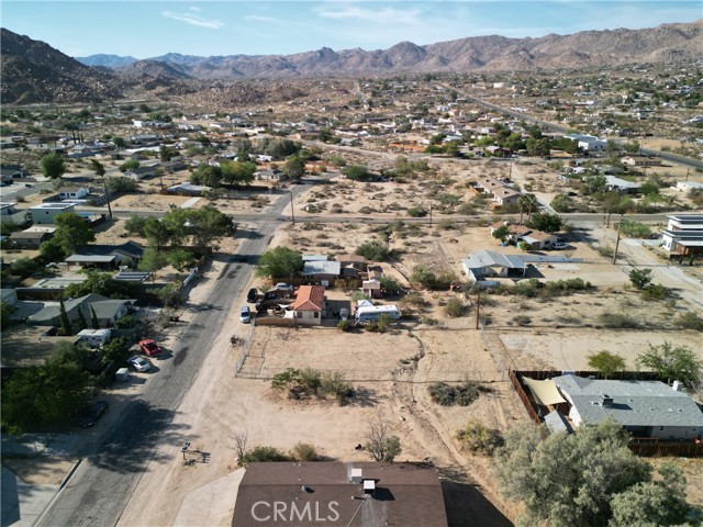 Detail Gallery Image 14 of 20 For 61998 El Reposo Cir, Joshua Tree,  CA 92252 - – Beds | – Baths