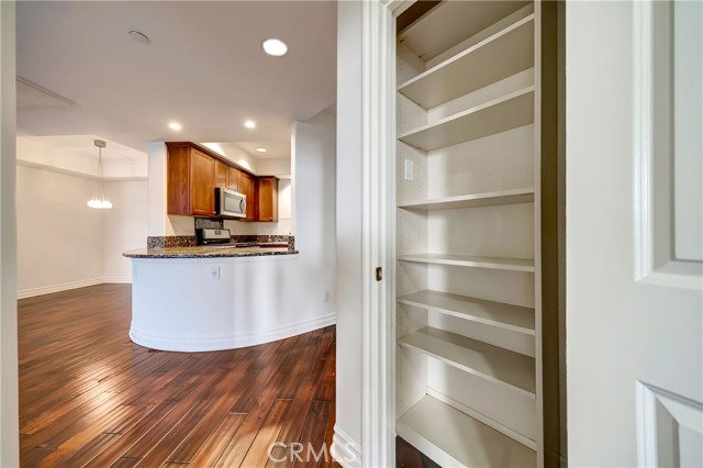 Detail Gallery Image 31 of 75 For 15206 Burbank Bld #209,  Sherman Oaks,  CA 91411 - 2 Beds | 2/1 Baths