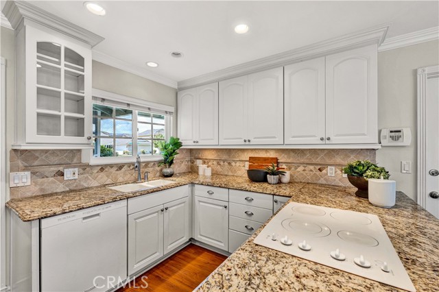Image 17 of 51 For 17291 Ash Street