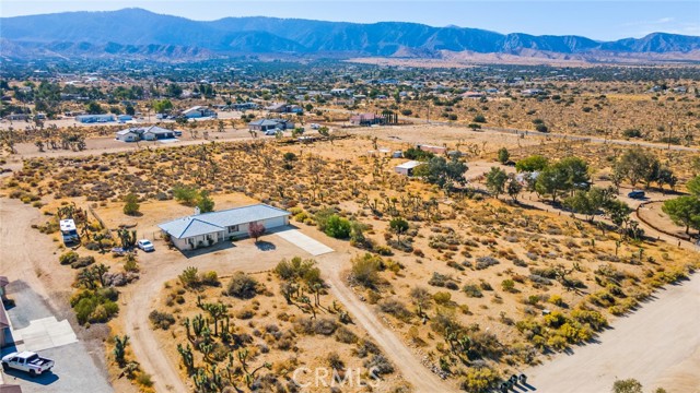 Detail Gallery Image 24 of 27 For 1011 Mono Rd, Pinon Hills,  CA 92372 - 3 Beds | 2 Baths