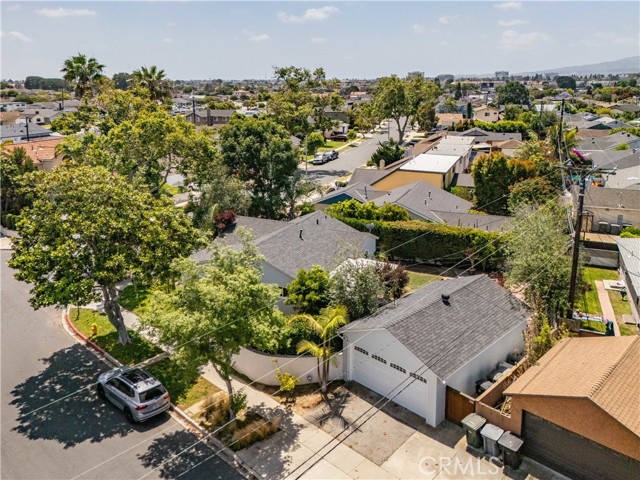 19301 Beckworth Avenue, Torrance CA: https://media.crmls.org/medias/57def437-b930-4048-b6f0-df14c0bfb1f5.jpg