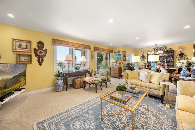 4007 Calle Sonora Oeste, Laguna Woods CA: https://media.crmls.org/medias/57df41cc-9656-4fa5-9bc3-03fe98655fab.jpg