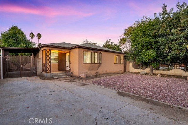 Detail Gallery Image 2 of 15 For 14937 Friar, Van Nuys,  CA 91411 - 5 Beds | 3 Baths