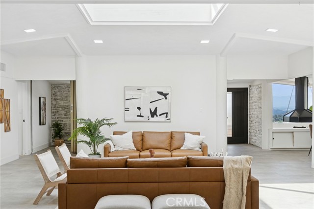 Detail Gallery Image 9 of 64 For 15495 Washington St, Riverside,  CA 92506 - 4 Beds | 2 Baths
